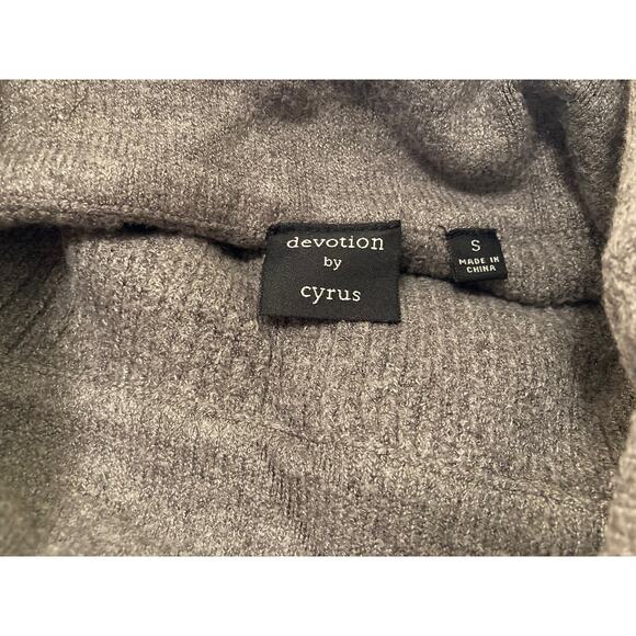 Devotion by Cyrus Long Sleeve Rib Cowl Mock Pullover Sweater Sz Small Gray NWT - Picture 3 of 4